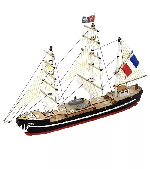 Maquette du navire trois-mâts le Belem de la marque Easykit.